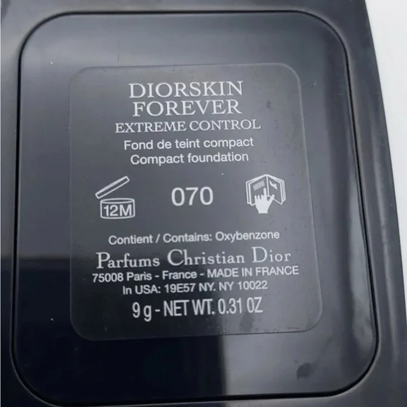 DIOR DiorSkin Forever Extreme Control CompactFoundation Makeup 070